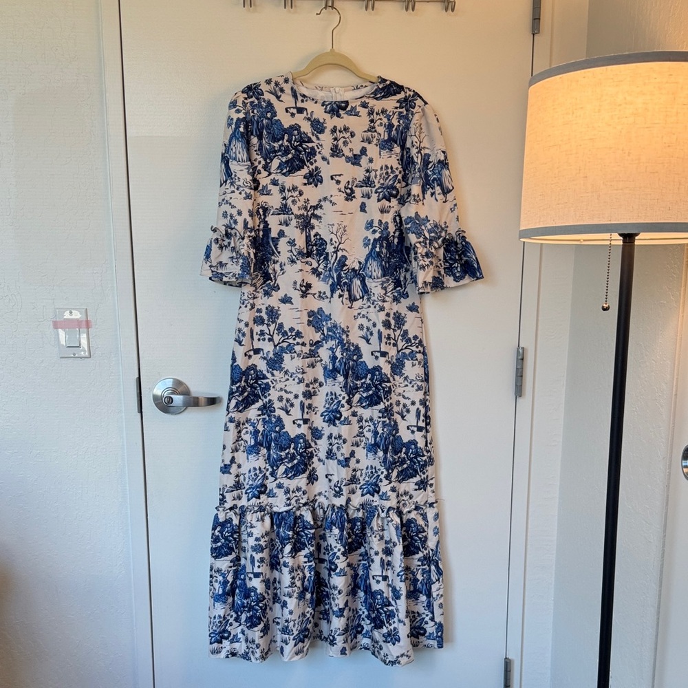 Patterned Blue and White Women's Dress